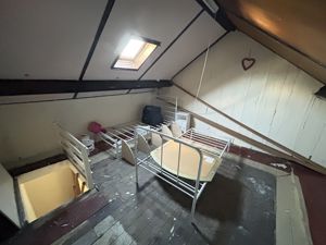 Photo 9- click for photo gallery